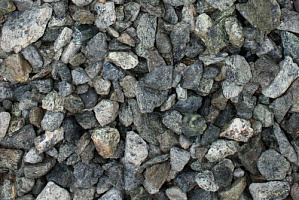 Kamenclub.ru: Щебень крошка зеленый (змеевик) фр. 20-40 мм.  купить в Петрозаводске мрамор зеленый, салатовый ландшафтная мраморная крошка 8500 руб/т   фото КАМЕНЬ КЛУБ