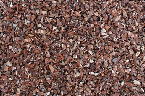 Kamenclub.ru: Мраморная крошка (щебень крошка розовый) фр. 3-5 мм.  купить в Петрозаводске мрамор розовый, красный декоративная ландшафтная мраморная крошка 11500 руб/т   фото КАМЕНЬ КЛУБ