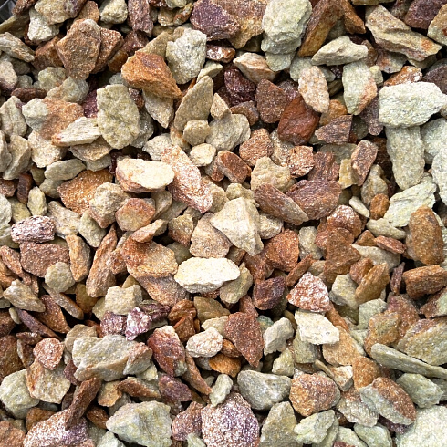 Kamenclub.ru: Щебень крошка желтый (ЗЛАТОЛИТ) фр. 20-40 мм.  купить в Петрозаводске златолит бежевый, золотистый, желтый декоративная каменная крошка 10800 руб/т   фото КАМЕНЬ КЛУБ