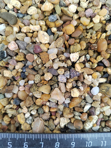 Галька речная окат (рыжая) фр.3-5 мм купить в Петрозаводске 