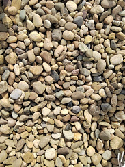 Kamenclub.ru: Галька речная окат рыжая фр. 20-40 мм. купить  в Петрозаводске галька речная окатанная рыжая желтая серая округлая речная галька 5000 руб/т   фото КАМЕНЬ КЛУБ