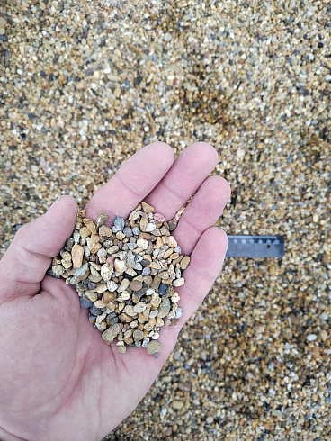 Галька речная окат (рыжая) фр.3-5 мм купить в Петрозаводске 