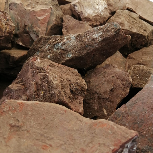 фото Яшма красная  (фр. 70-100 мм)  купить в Петрозаводске в интернет-портале КАМЕНЬ КЛУБ