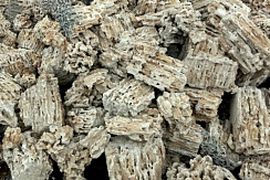 Kamenclub.ru: Крымский природный меотис фр. 100-500 мм.  купить в Петрозаводске    6 500 руб/т   фото КАМЕНЬ КЛУБ