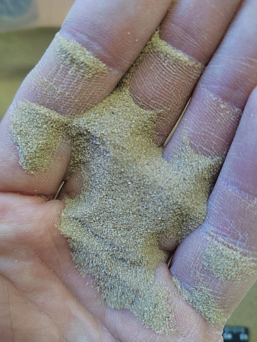 Кварцевый песок для площадок фр. 0,1-0,5 мм.  купить в Петрозаводске фото Камень Клуб