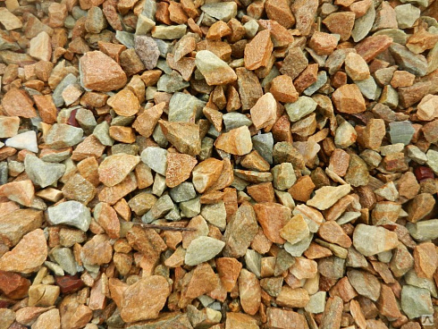 Kamenclub.ru: Щебень крошка желтый (ЗЛАТОЛИТ) фр. 20-40 мм.  купить в Петрозаводске златолит бежевый, золотистый, желтый декоративная каменная крошка 10800 руб/т   фото КАМЕНЬ КЛУБ