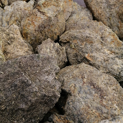 фото Змеевик салатовый  (фр. 70-100 мм)  купить в Петрозаводске в интернет-портале КАМЕНЬ КЛУБ