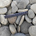 Kamenclub.ru: Галька речная плоская (серо-белая) фр. 70-120 мм. купить  в Петрозаводске галька галечник речной серый, белый окатанная плоская  природная галька 9000 руб/т   фото КАМЕНЬ КЛУБ