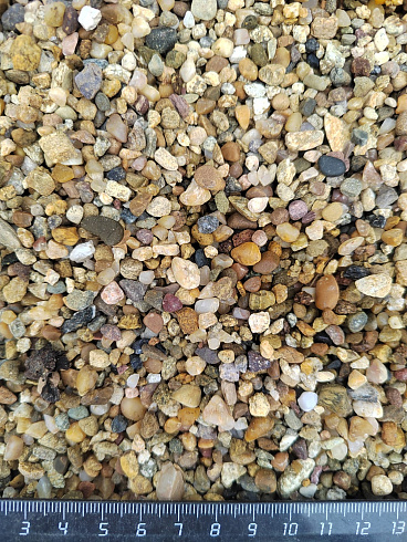 Галька речная окат (рыжая) фр.3-5 мм купить в Петрозаводске 