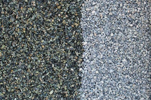 Kamenclub.ru: Щебень крошка зеленый (змеевик) фр. 5-10 мм  купить в Петрозаводске змеевик зеленый, салатовый ландшафтный декоративный щебень крошка 7 200 руб/т   фото КАМЕНЬ КЛУБ