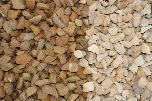 Kamenclub.ru: Щебень крошка желтый (песчаник) фр. 20-40 мм.  купить в Петрозаводске песчаник бежевый рыжий каменная крошка песчаника 9500 руб/т   фото КАМЕНЬ КЛУБ