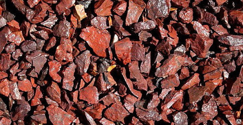 Kamenclub.ru: Щебень крошка красный (ЯШМА) фр. 5-10 мм.  купить в Петрозаводске крошка каменная яшмы красный, бордовый, темно-красный декоративная крошка ландшафтная каменная яшмоидная 8500 руб/т   фото КАМЕНЬ КЛУБ