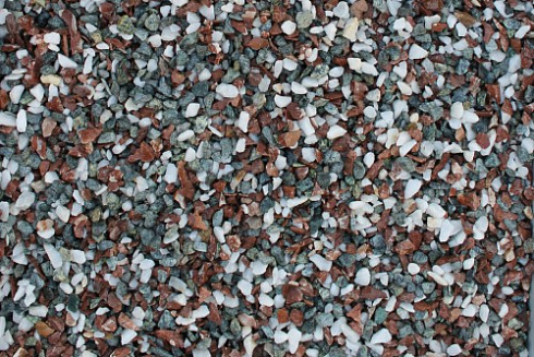 Kamenclub.ru: Мраморная крошка (щебень крошка микс: белый-розовый) фр. 10-20 мм.  купить в Петрозаводске мрамор белый, розовый каменный декоративный ландшафтный щебень 12000 руб/т   фото КАМЕНЬ КЛУБ