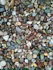 Kamenclub.ru: Галька речная окат цветная фр.5-10 мм. купить  в Петрозаводске галька речная белый, серый, красноватый, синий, темно-серый речная окатанная галька декоративная 6800 руб/т   фото КАМЕНЬ КЛУБ